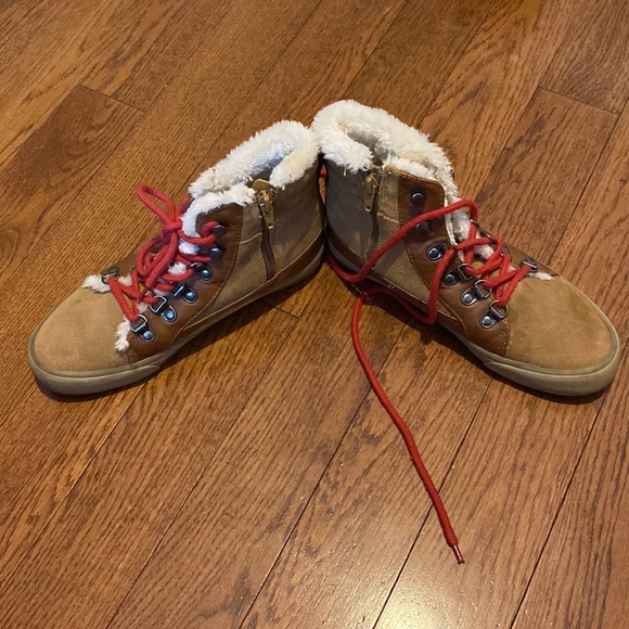 American Eagle Boots - Picture 8 of 12